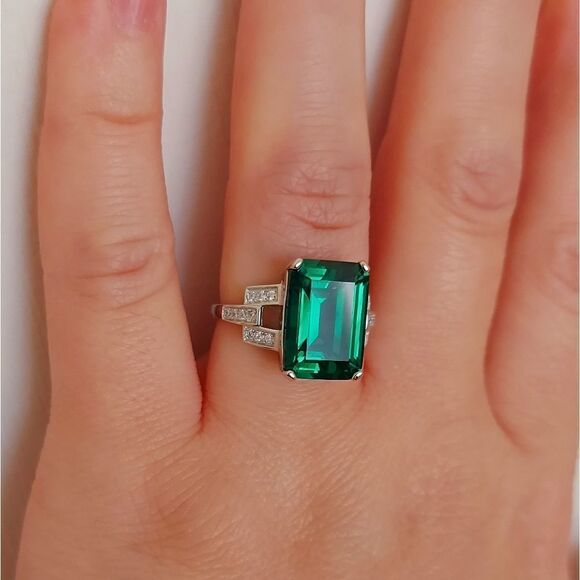 5.9 Carat Emerald 925 Sterling Silver Ring - Picture 8 of 13